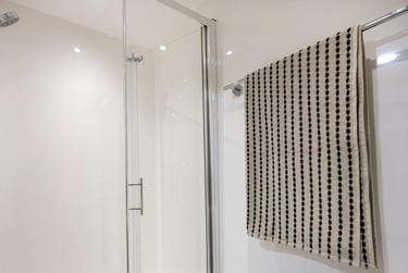 1 bed flat, Beresford Street, Woolwich, London, SE186BG - Image 8